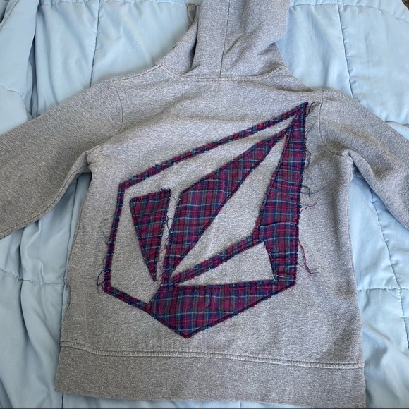 volcom jacket! - Picture 5 of 6